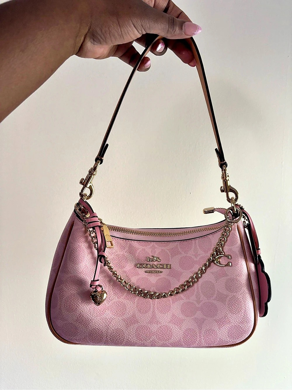Coach Teri Shoulder Bag In Signature Canvas With Charms Pink/Wallet